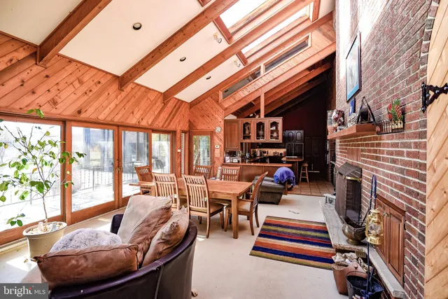 $1,600,000 | 21 Treiber Lane, Harwood, MD 20776