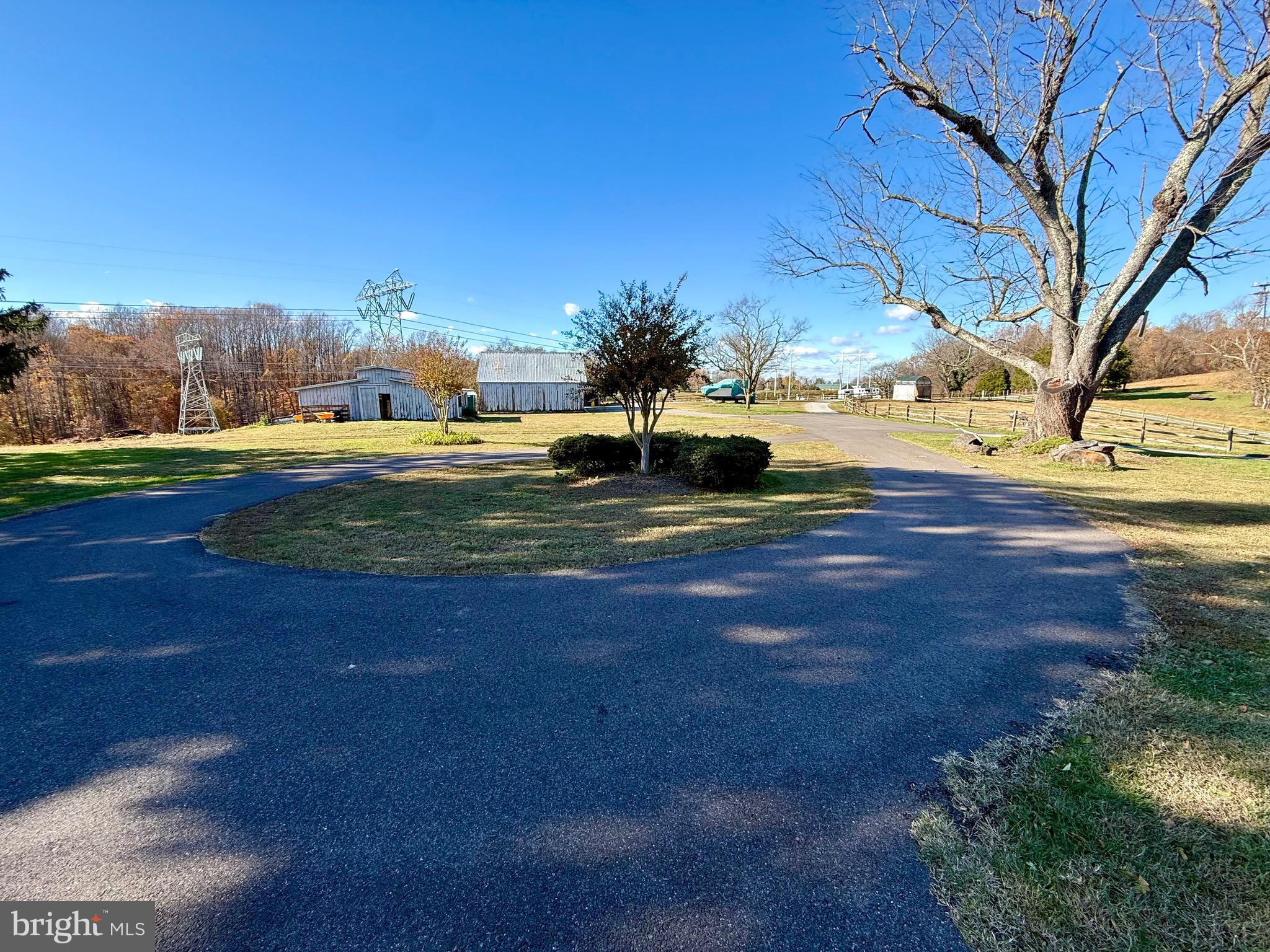21 Treiber Lane Harwood, MD 20776 - Photo 56 of 60 Circular Driveway