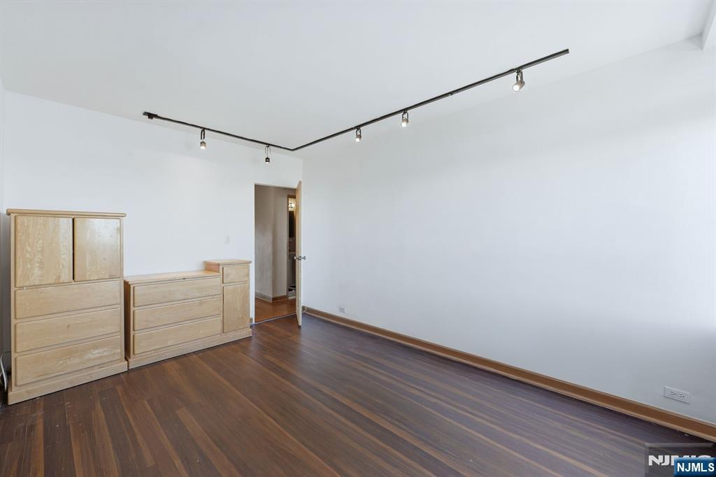 2 Horizon Road, Unit 1010 Fort Lee, NJ 07024 - Photo 14 of 42 a view of an empty walk in closet