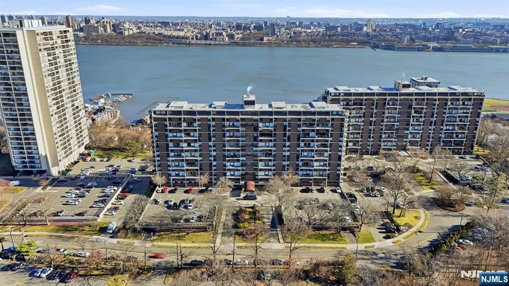 2 Horizon Road, Unit 1010 Fort Lee, NJ 07024 - Photo 34 of 42