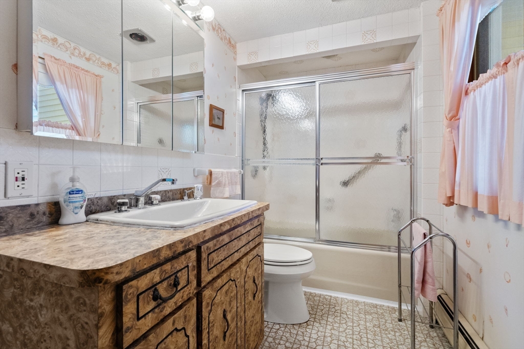 31 Preston Street Malden, MA 02148 - Photo 13 of 30