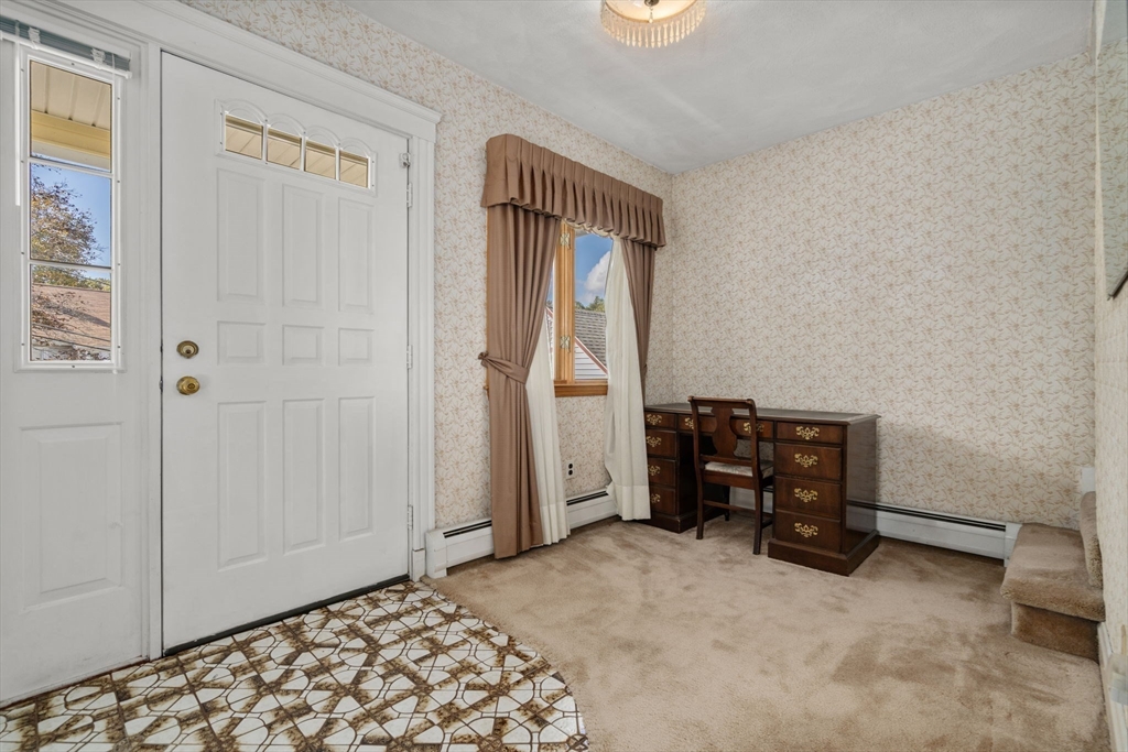 31 Preston Street Malden, MA 02148 - Photo 4 of 30