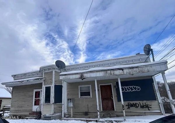 $70,000 | 1002 Davis Terrace, Schenectady, NY 12303