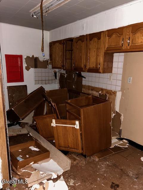 1002 Davis Terrace Schenectady, NY 12303 - Photo 4 of 10 IMG_3255