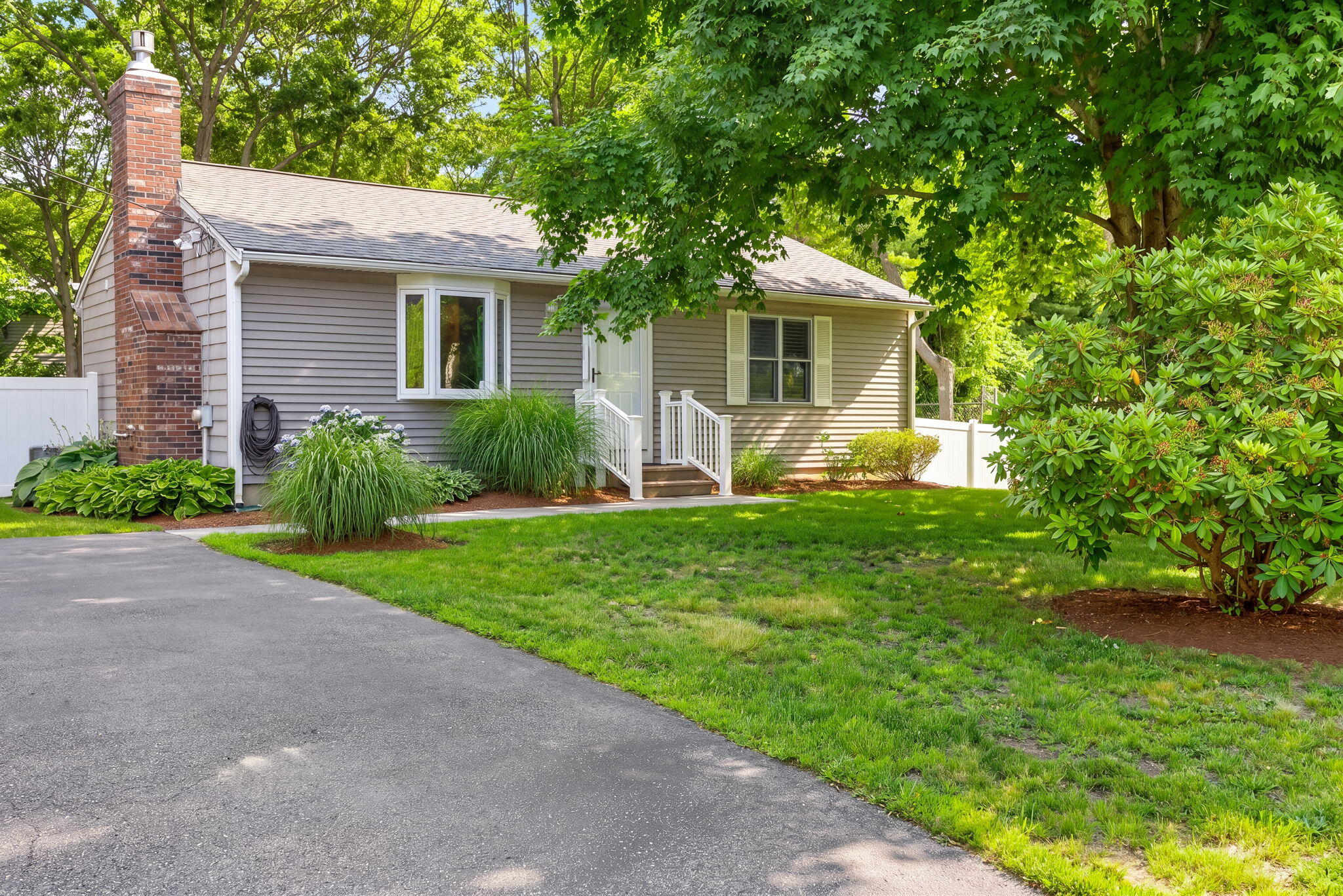 545 Lincoln Rd Extension Hyannis, MA 02601 - Photo 2 of 46 1-01-9L4A4585