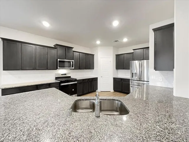 $2,595 | 4009 Savoy Way, McKinney, TX 75071