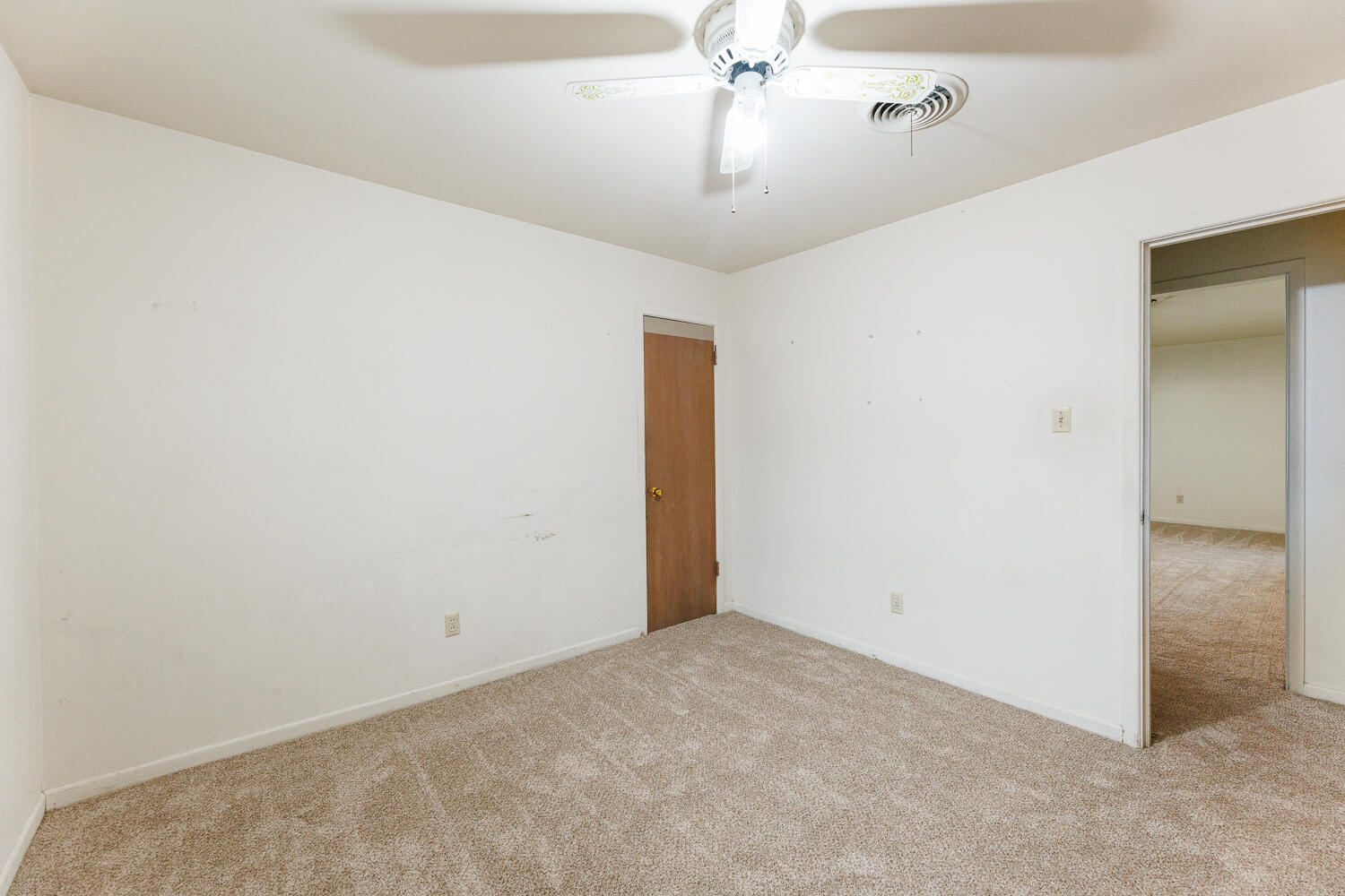 5220 7th Street Lubbock, TX 79416 - Photo 24 of 34 Second Bedroom