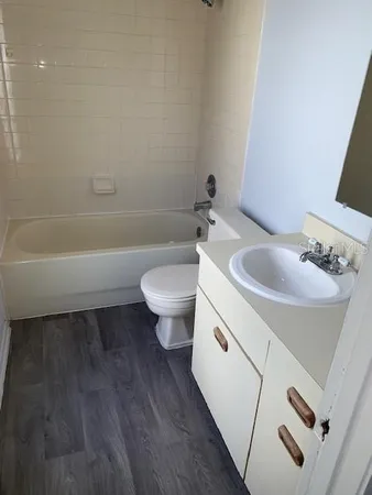 $1,895 | 3678 Dehaven Drive, Palm Harbor, FL 34684