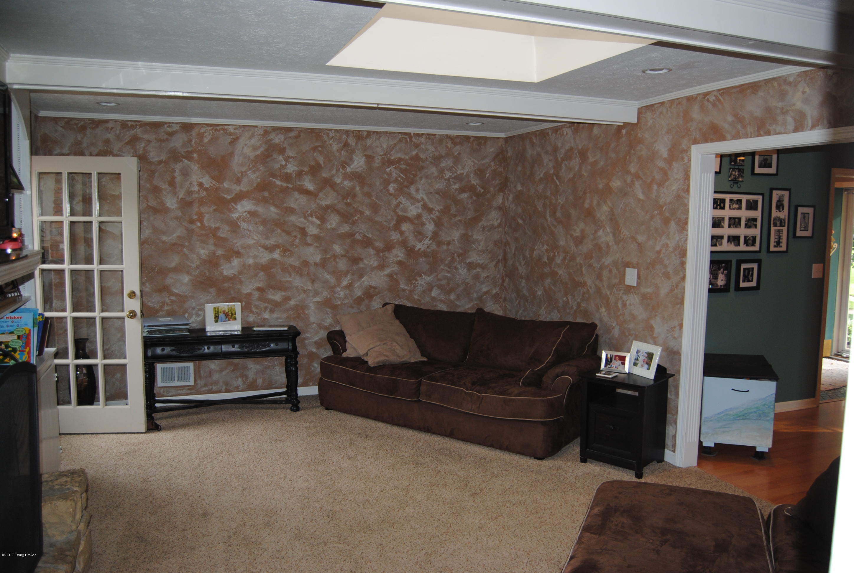11814 Robindale Road Louisville, KY 40243 - Photo 5 of 33 DSC_0467
