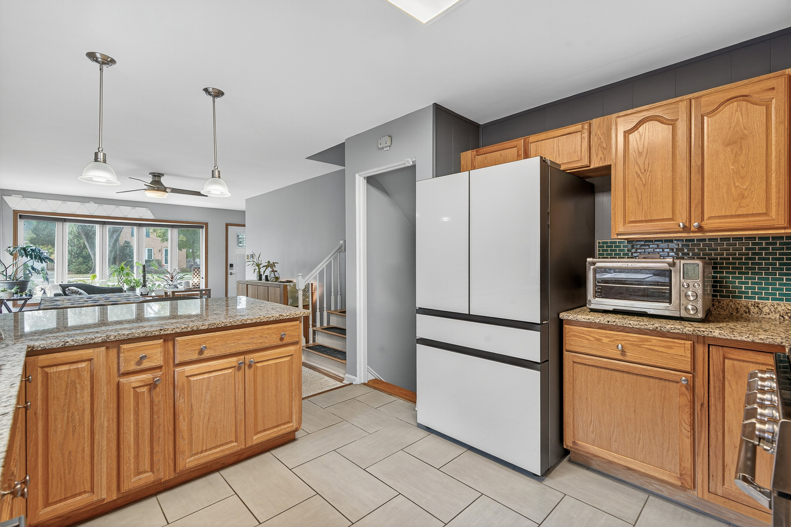 801 Spring Road Elmhurst, IL 60126 - Photo 7 of 26