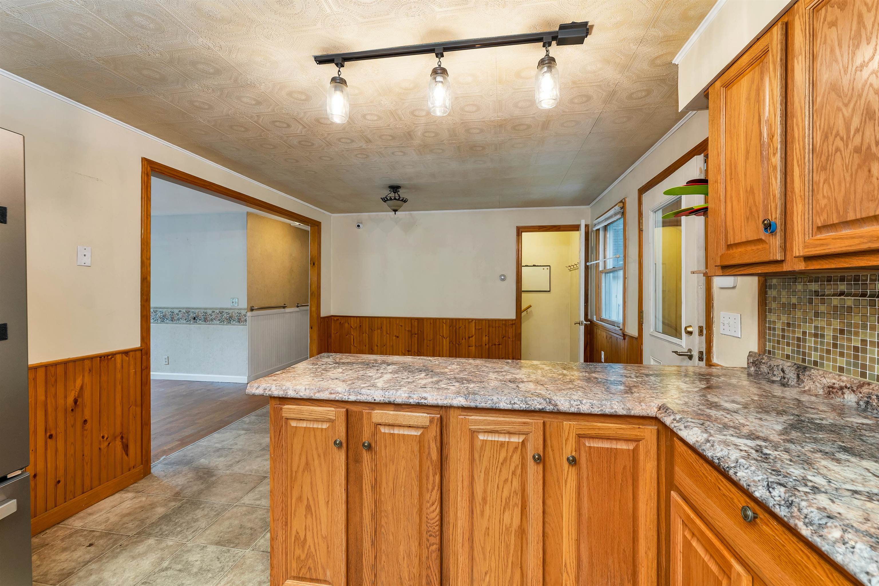 73 Jimtown Road Gorham, NH 03581 - Photo 14 of 56