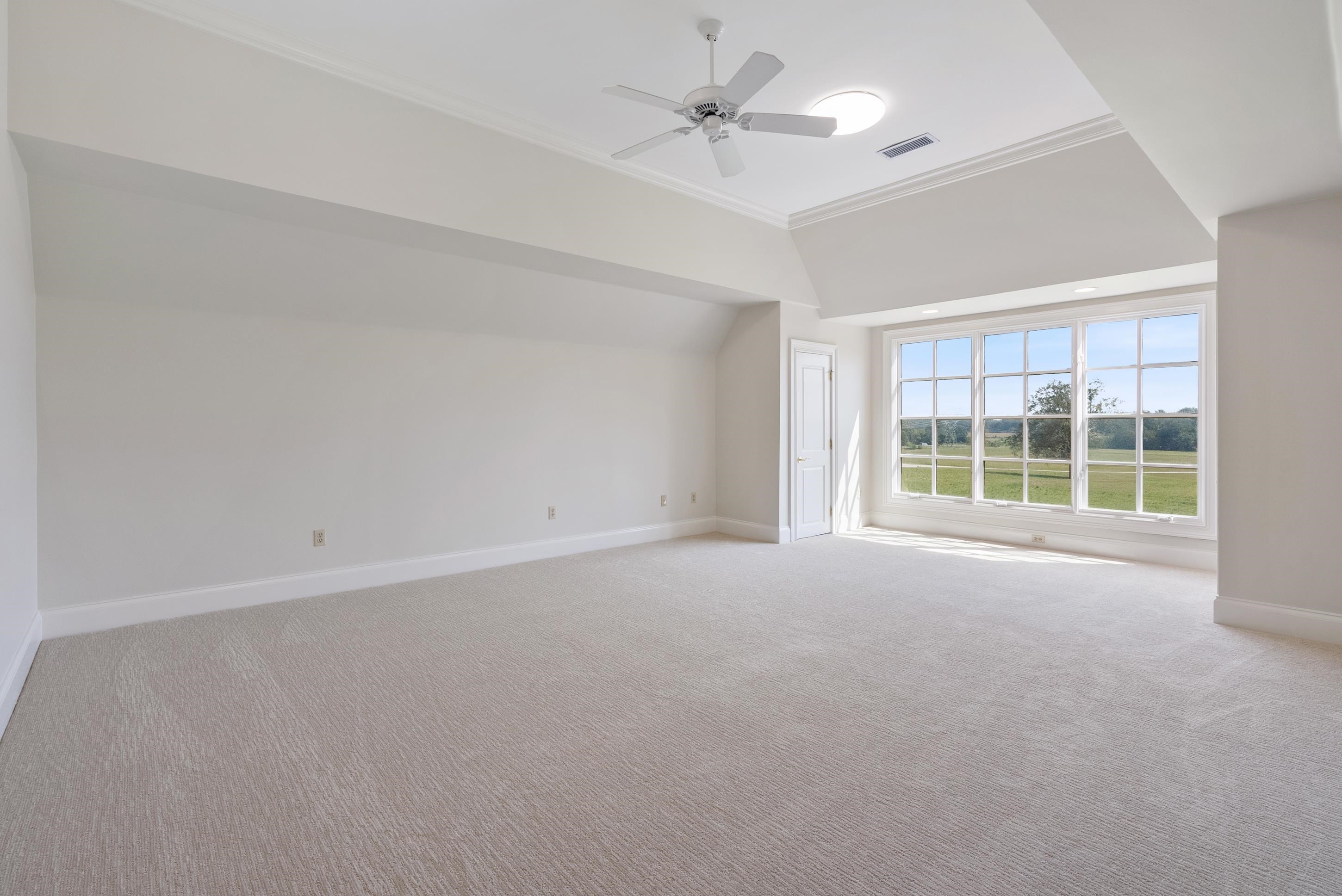 1800 North Collierville Arlington Road Eads, TN 38028 - Photo 26 of 40 a view of an empty room with a window