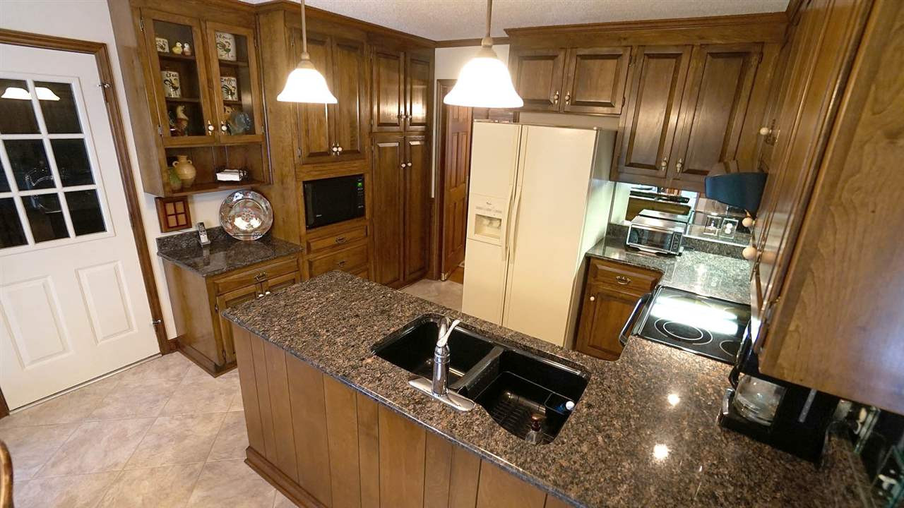 5113 Forest Creek Road Raleigh, NC 27606 - Photo 6 of 30 Kitchen