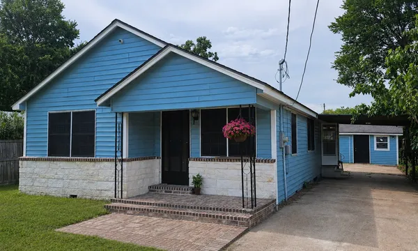$1,500 | 2415 Perry Street, Baytown, TX 77521