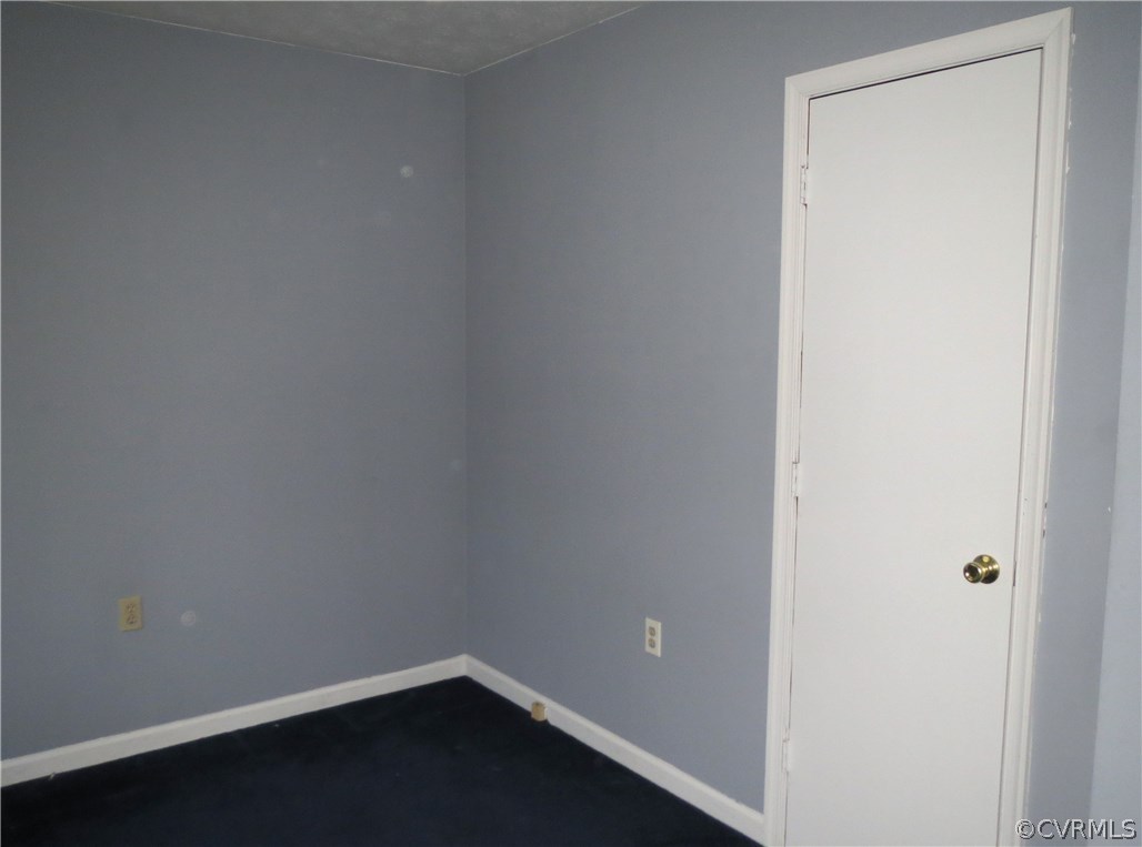 833 Old Ridge Road Farmville, VA 23901 - Photo 11 of 14 a small space with a window