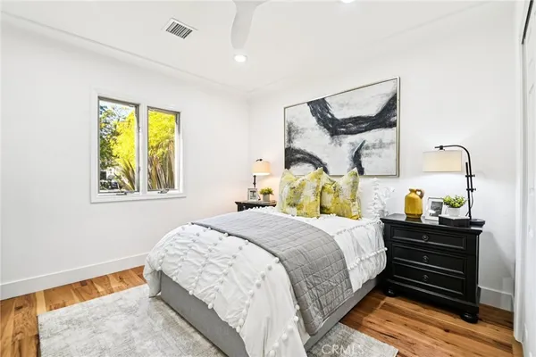 $1,799,999 | 8454 Naylor Avenue, Los Angeles, CA 90045