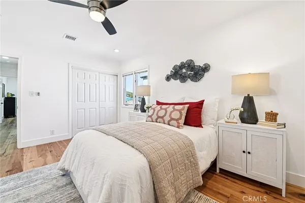 $1,799,999 | 8454 Naylor Avenue, Los Angeles, CA 90045