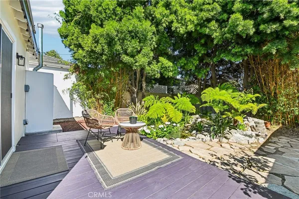 $1,799,999 | 8454 Naylor Avenue, Los Angeles, CA 90045