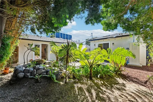 $1,799,999 | 8454 Naylor Avenue, Los Angeles, CA 90045
