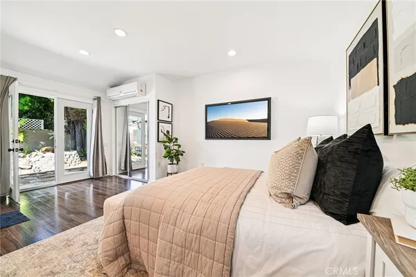 $1,799,999 | 8454 Naylor Avenue, Los Angeles, CA 90045