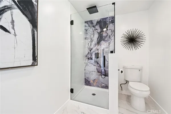 $1,799,999 | 8454 Naylor Avenue, Los Angeles, CA 90045