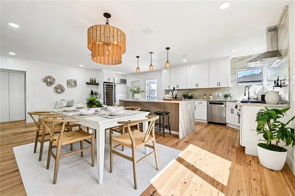 $1,799,999 | 8454 Naylor Avenue, Los Angeles, CA 90045