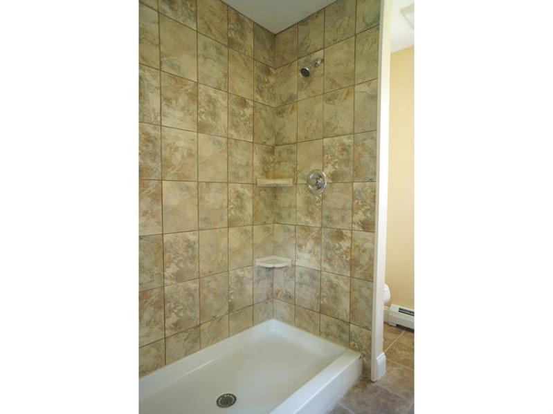 39 Ruby Lane Portland, ME 04103 - Photo 12 of 21 Master Bath/Spa.