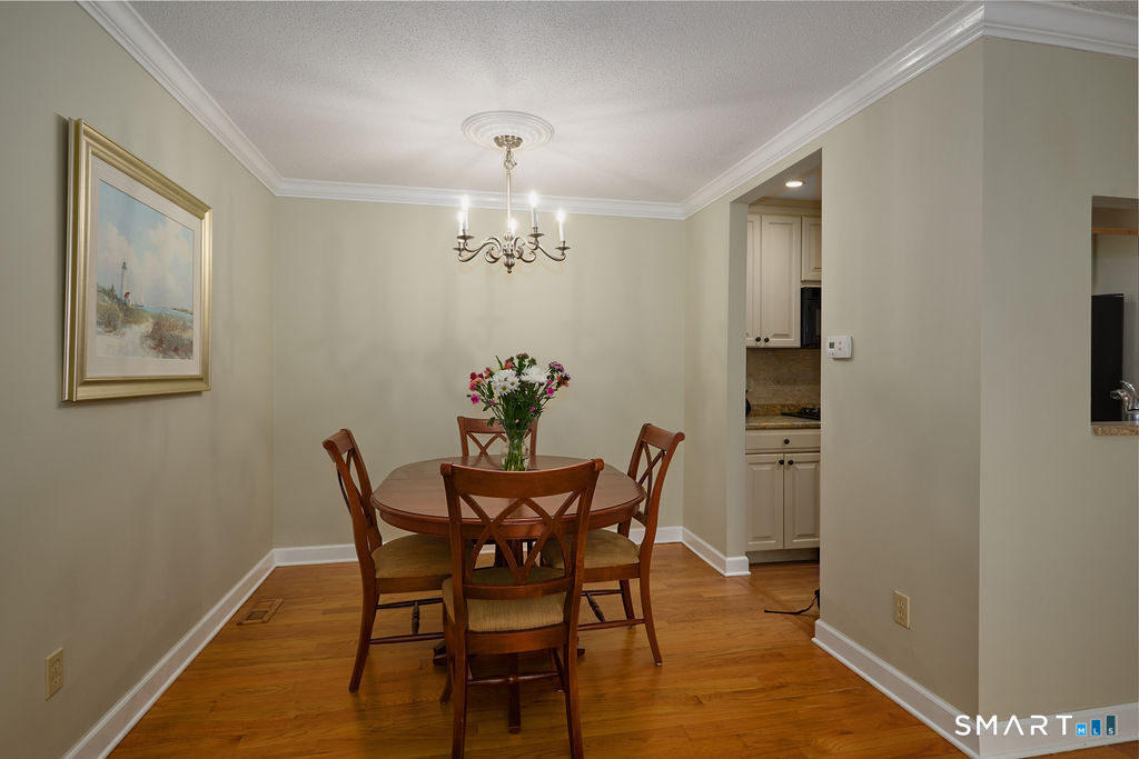 6 Hollyberry Lane, Unit 6 Ridgefield, CT 06877 - Photo 6 of 31