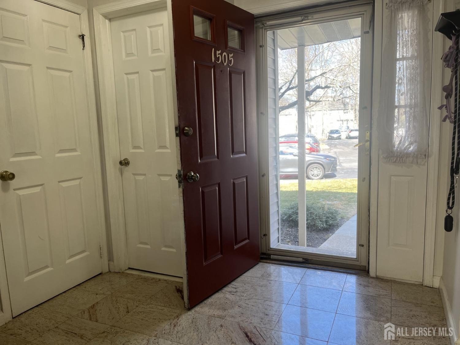 1505 Timber Oaks Road Edison, NJ 08820 - Photo 4 of 27 a view of an entryway