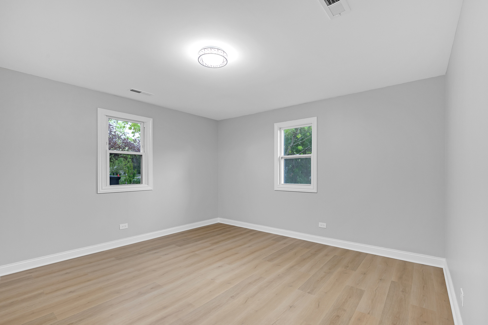 15 Johnathan Road Lake Zurich, IL 60047 - Photo 28 of 44 Gallery Image 28