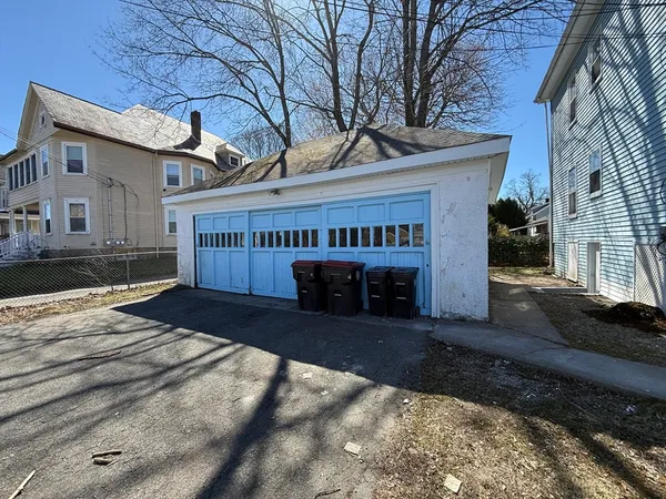 $3,500 | 68 Ash Street, Unit 1, Brockton, MA 02301