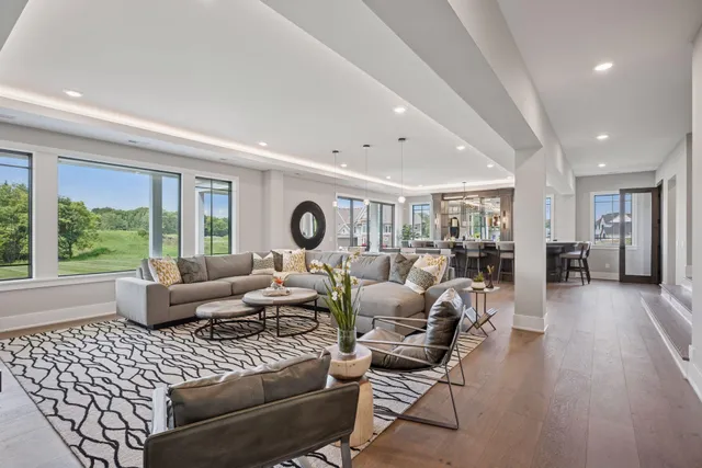 $3,175,000 | 2101 Bridgevine Court, Independence, MN 55359