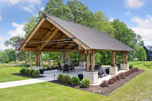 $3,175,000 | 2101 Bridgevine Court, Independence, MN 55359