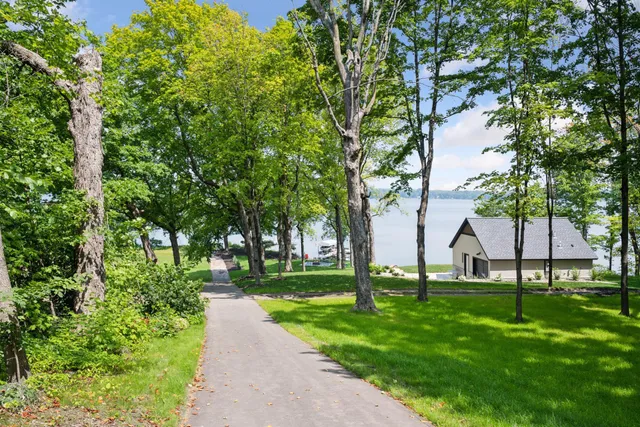 $3,175,000 | 2101 Bridgevine Court, Independence, MN 55359