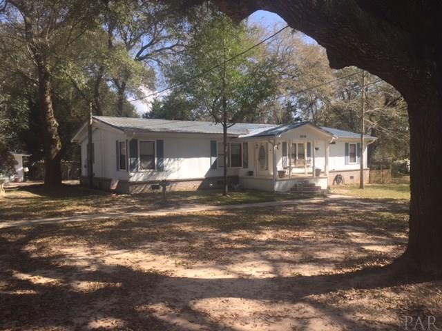5038 Jeffery Road Milton, FL 32570 - Photo 1 of 25 Gallery Image 1