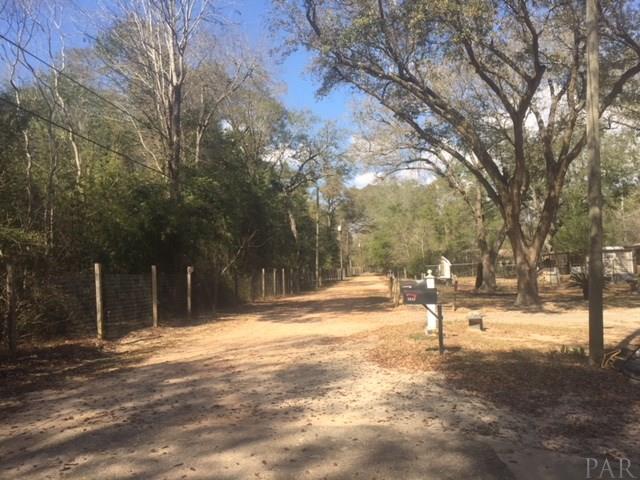 5038 Jeffery Road Milton, FL 32570 - Photo 20 of 25 Gallery Image 20