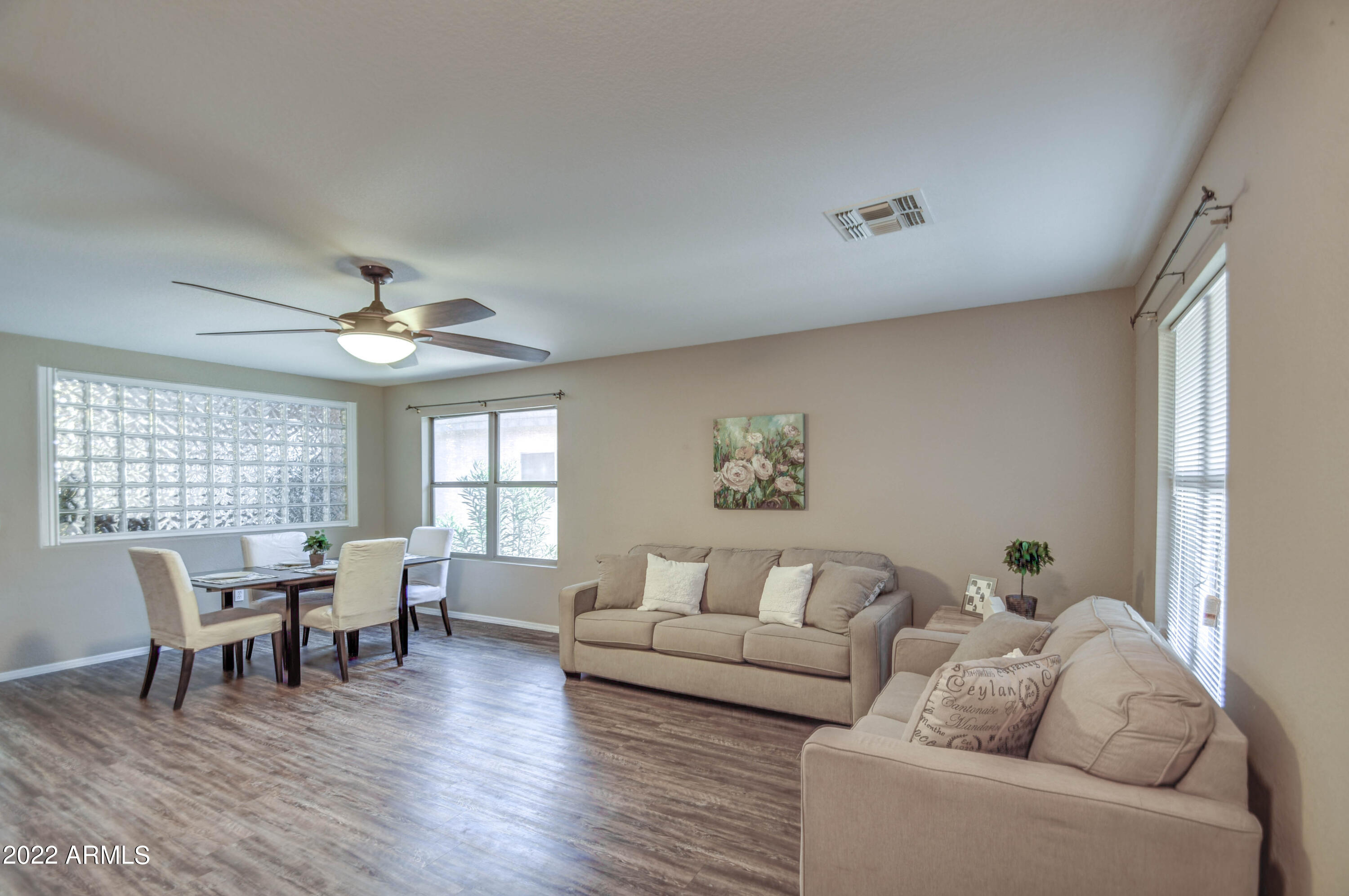 887 East Appaloosa Road Gilbert, AZ 85296 - Photo 5 of 37 DINING LIVING 3