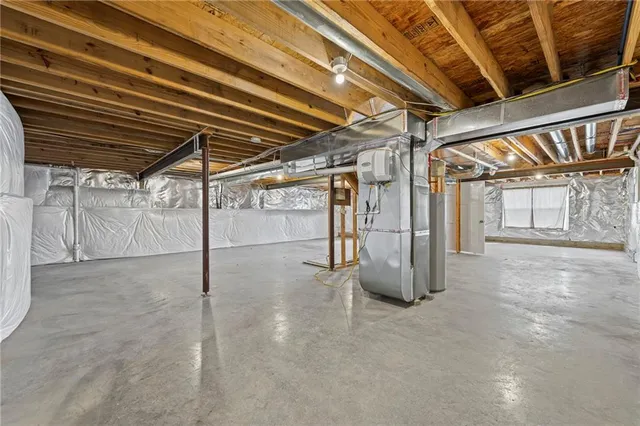 $330,000 | 10720 East 46th Terrace, Kansas City, MO 64133