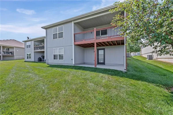 $330,000 | 10720 East 46th Terrace, Kansas City, MO 64133