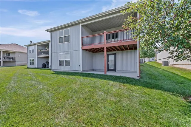 $330,000 | 10720 East 46th Terrace, Kansas City, MO 64133