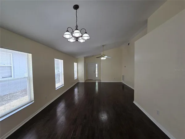 $1,995 | 545 Summer Sails Drive, Valrico, FL 33594