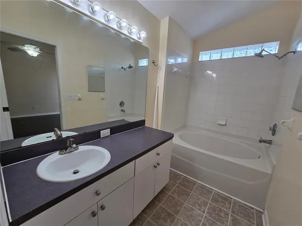 $1,995 | 545 Summer Sails Drive, Valrico, FL 33594