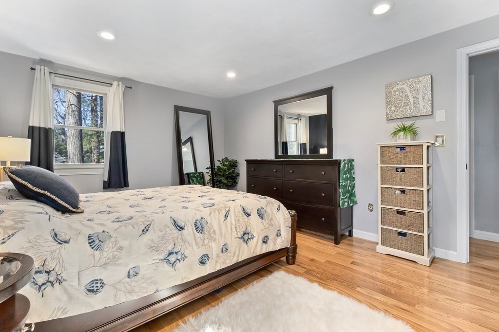 8 Cobblers Lane Beverly, MA 01915 - Photo 14 of 36