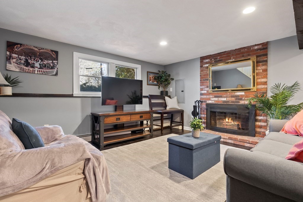 8 Cobblers Lane Beverly, MA 01915 - Photo 22 of 36