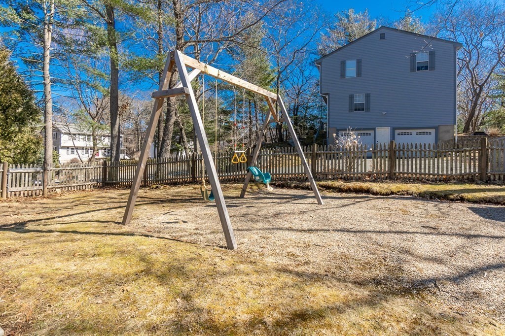 8 Cobblers Lane Beverly, MA 01915 - Photo 31 of 36