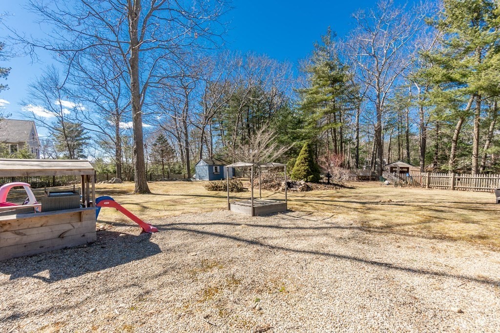 8 Cobblers Lane Beverly, MA 01915 - Photo 32 of 36