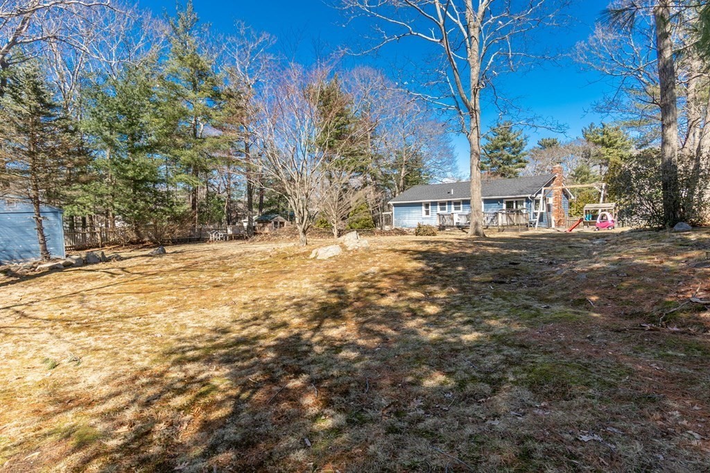 8 Cobblers Lane Beverly, MA 01915 - Photo 33 of 36