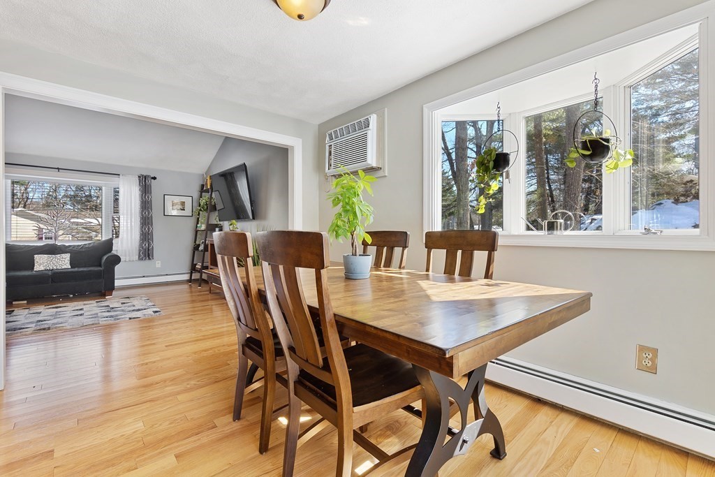 8 Cobblers Lane Beverly, MA 01915 - Photo 5 of 36