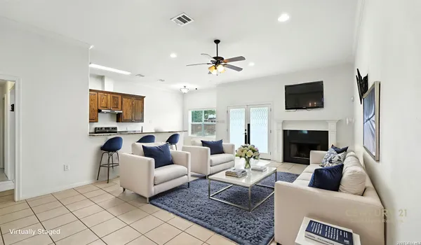 $320,000 | 637 Topaz Avenue, Seguin, TX 78155