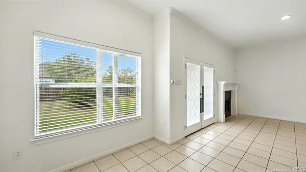 $320,000 | 637 Topaz Avenue, Seguin, TX 78155